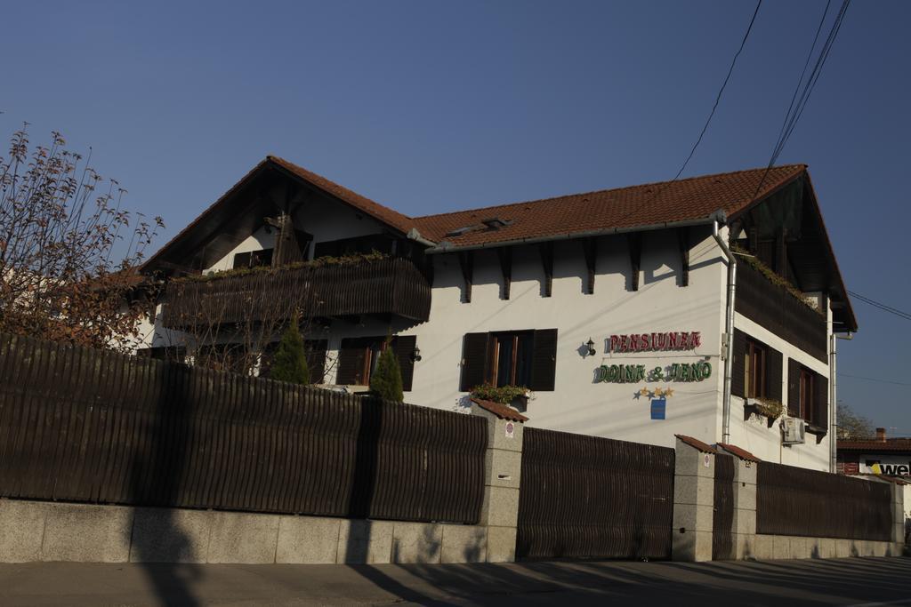 Pensiunea Doina & Jeno Târgu-Mureş Exteriér fotografie